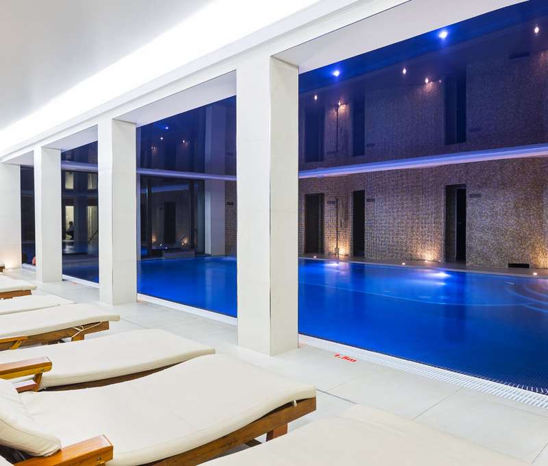Luxusnú wellness zónu v Zámku Lužec  môžete využívať neobmedzene