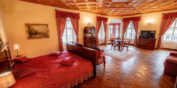 Romantický pobyt v penzióne Cosmopolitan II. priamo v historickom centre Banskej Štiavnice/Banská Štiavnica