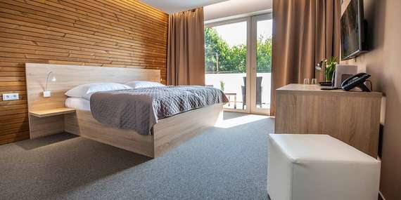 EXTRA SLEVY: Hotel přímo v lázních Malé Bielice s bohatou polopenzí a neomezeným vstupem do bazénového areálu/Slovensko - Malé Bielice