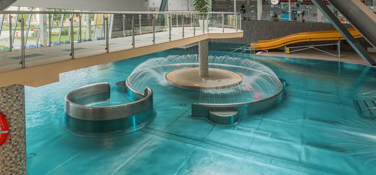 Aquapark AquaRelax je unikátne vodné dielo v centre Dolného Kubína