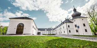 Kaštieľ Château Appony**** obklopuje krásny anglický park