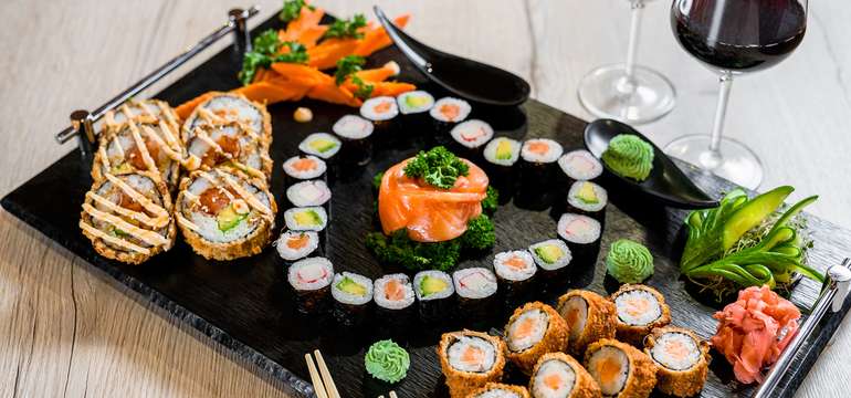 Family sushi set (30 ks)