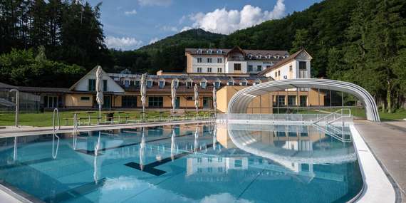 Horský hotel Remata***: Dokonalý rodinný relax v srdci slovenskej prírody / Handlová - Ráztočno
