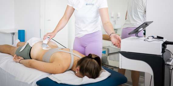 Uľavte svojej chrbtici: Regenerácia s modernými terapiami v rehabilitačnej klinike ReFit / Bratislava - Ružinov