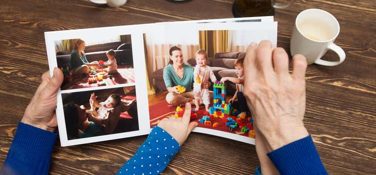 Fotokniha bude ideálním dárkem plným vzpomínek pro vaše blízké 